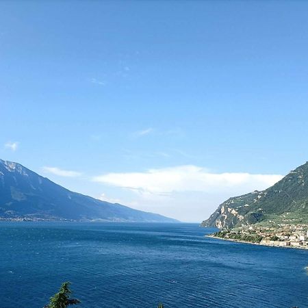 Centro Vacanze La Limonaia ليمونِ سول غاردا المظهر الخارجي الصورة