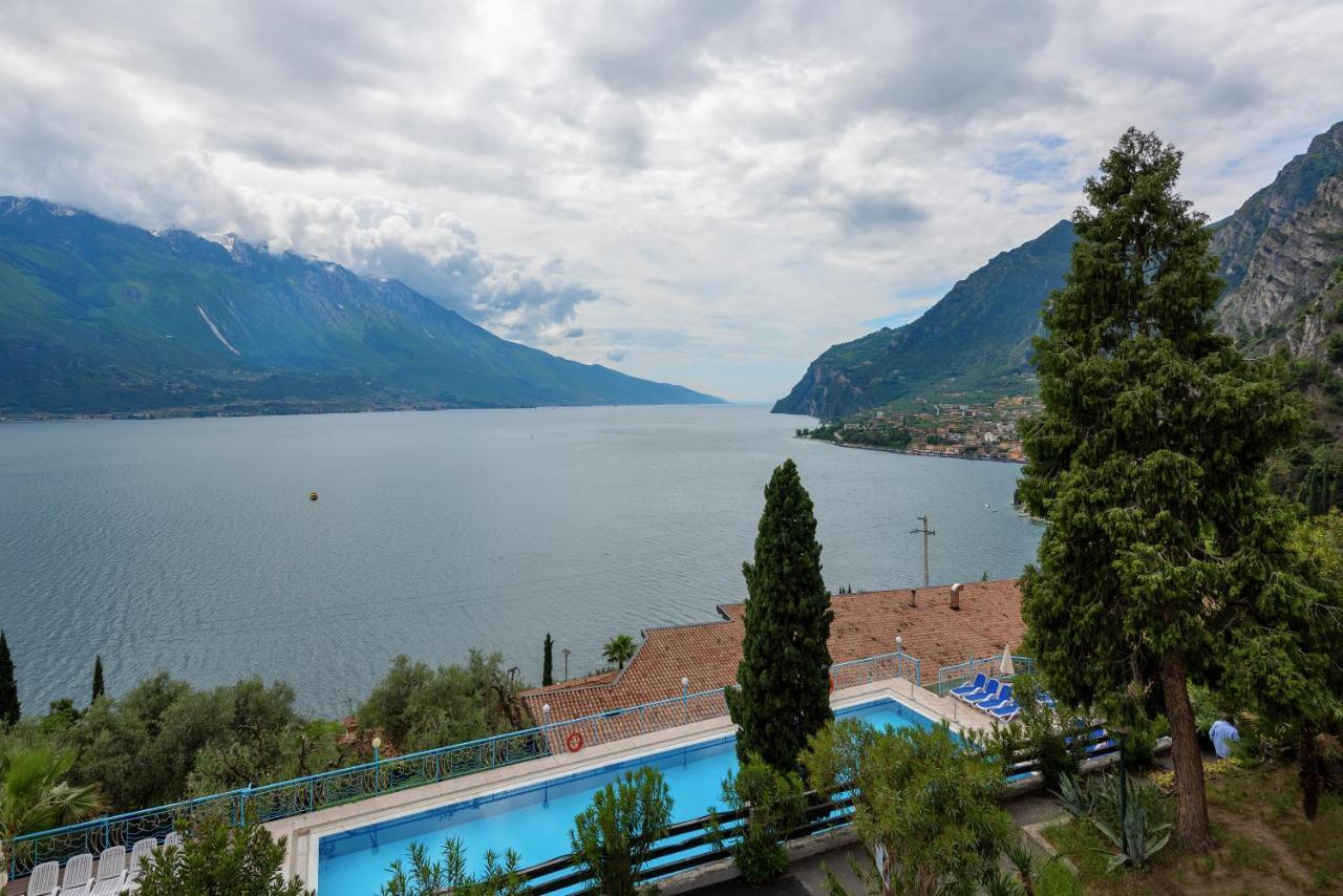 Centro Vacanze La Limonaia ليمونِ سول غاردا المظهر الخارجي الصورة