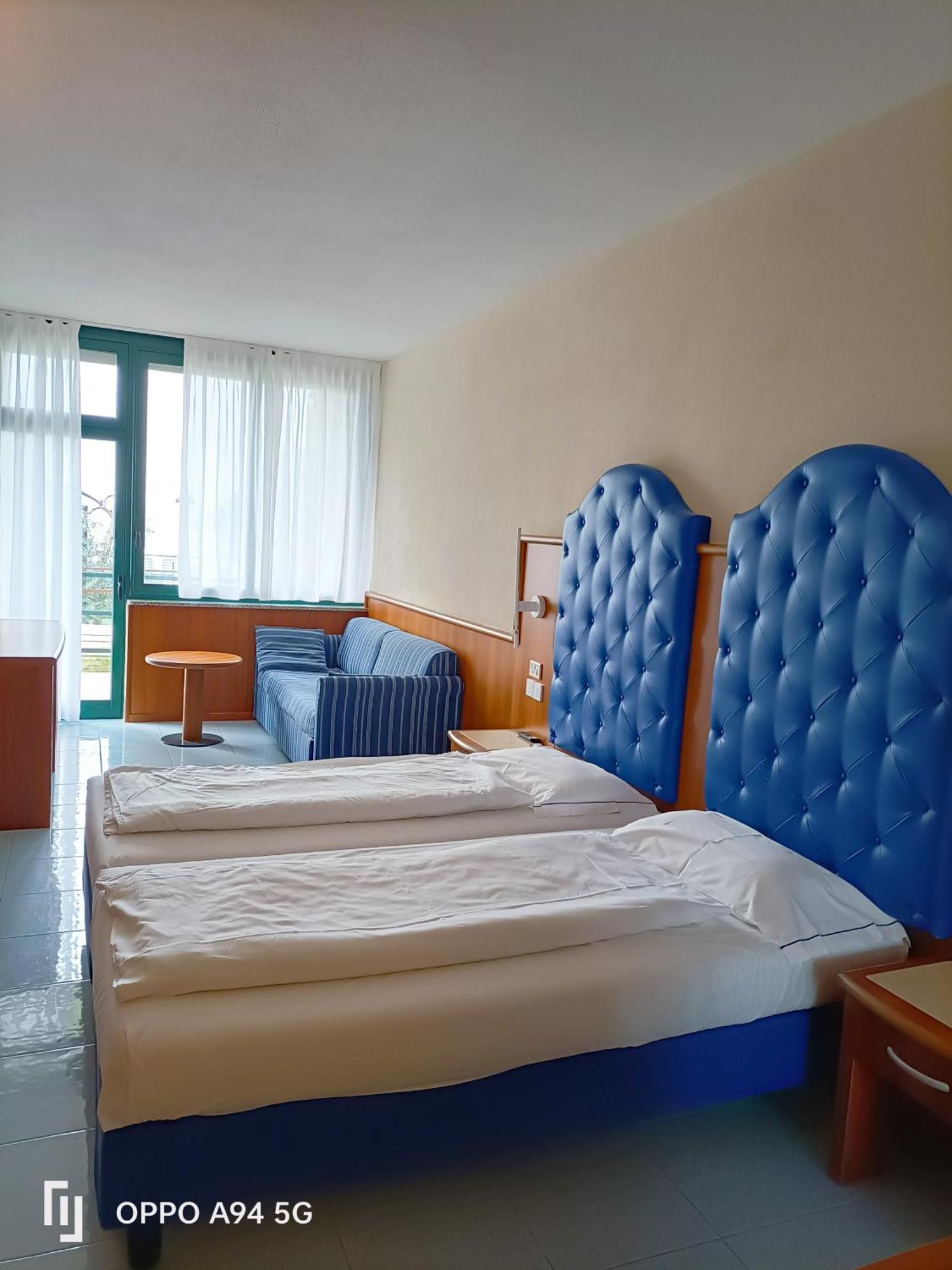 Centro Vacanze La Limonaia ليمونِ سول غاردا المظهر الخارجي الصورة